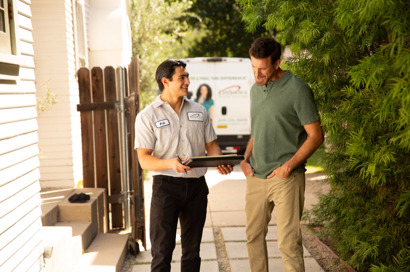 LifeSource specialist speaking with a homeowner