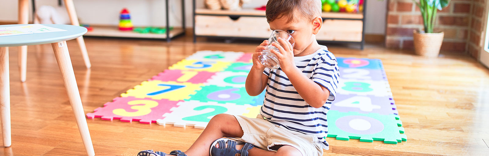 6 Reasons Kids Need Water!