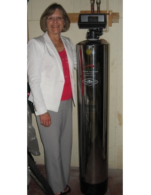 lifesource customer(s) with lifesource water tank