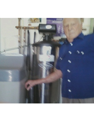 lifesource customer(s) with lifesource water tank