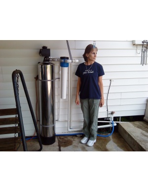 lifesource customer(s) with lifesource water tank