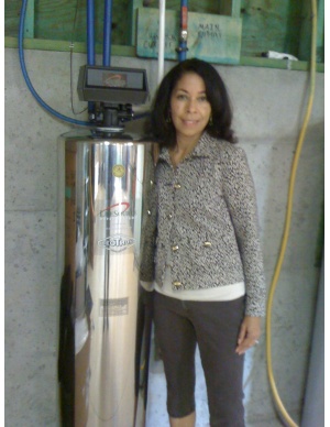 lifesource customer(s) with lifesource water tank