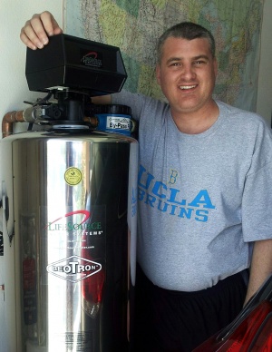 lifesource customer(s) with lifesource water tank