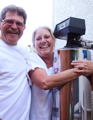 lifesource customer(s) with lifesource water tank