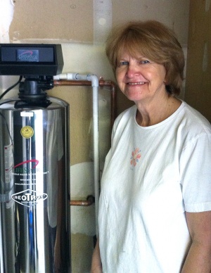 lifesource customer(s) with lifesource water tank