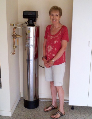 lifesource customer(s) with lifesource water tank