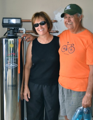 lifesource customer(s) with lifesource water tank