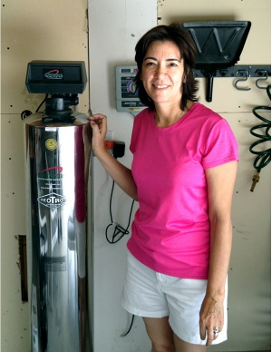 lifesource customer(s) with lifesource water tank