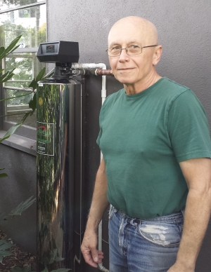 lifesource customer(s) with lifesource water tank