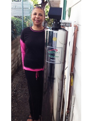 lifesource customer(s) with lifesource water tank