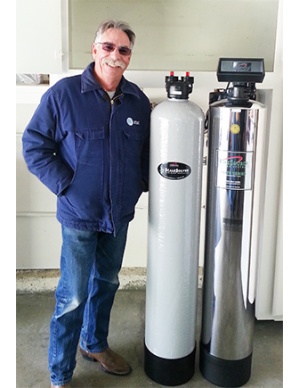 lifesource customer(s) with lifesource water tank