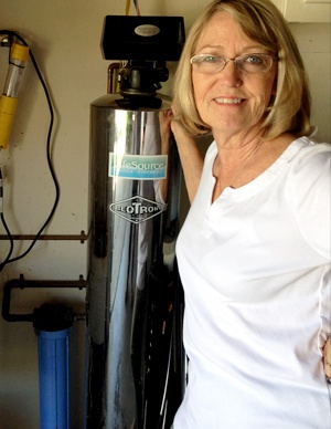 lifesource customer(s) with lifesource water tank