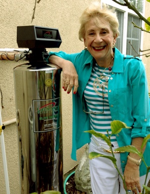 lifesource customer(s) with lifesource water tank