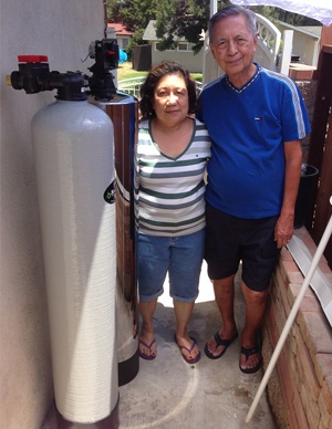 lifesource customer(s) with lifesource water tank