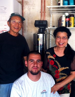 lifesource customer(s) with lifesource water tank