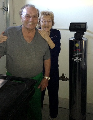 lifesource customer(s) with lifesource water tank