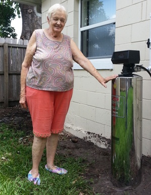 lifesource customer(s) with lifesource water tank