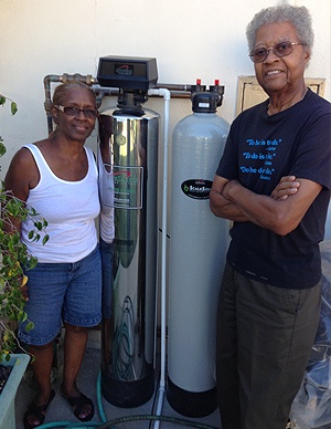 lifesource customer(s) with lifesource water tank