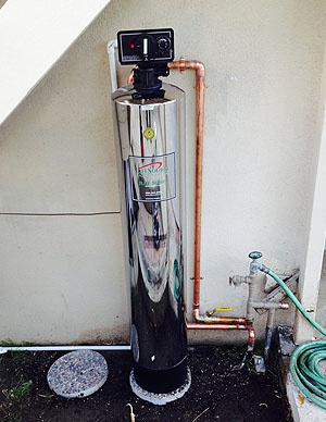 lifesource customer(s) with lifesource water tank