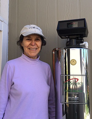 lifesource customer(s) with lifesource water tank