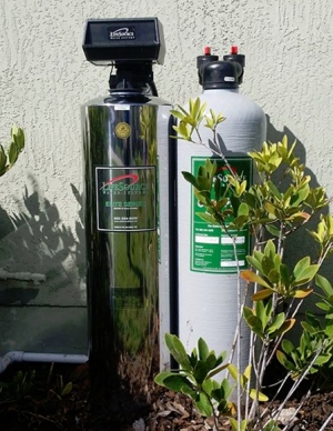 lifesource customer(s) with lifesource water tank