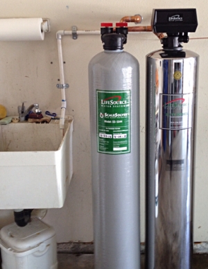 lifesource customer(s) with lifesource water tank