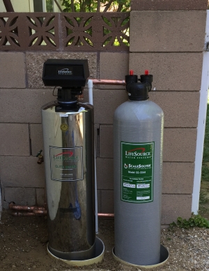 lifesource customer(s) with lifesource water tank