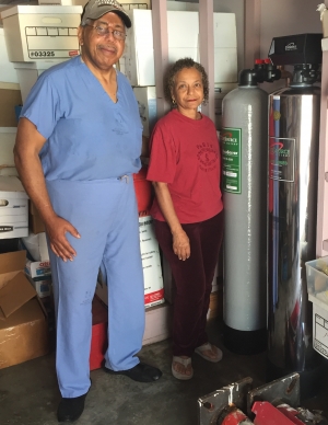 lifesource customer(s) with lifesource water tank