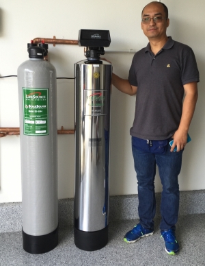 lifesource customer(s) with lifesource water tank