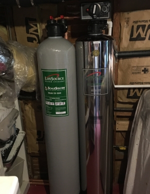 lifesource customer(s) with lifesource water tank