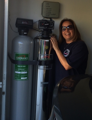 lifesource customer(s) with lifesource water tank