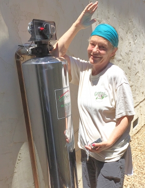 lifesource customer(s) with lifesource water tank