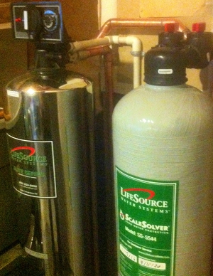 lifesource customer(s) with lifesource water tank