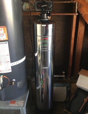 lifesource customer(s) with lifesource water tank