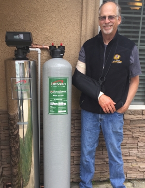 lifesource customer(s) with lifesource water tank