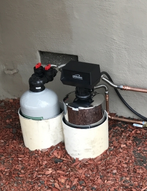 lifesource customer(s) with lifesource water tank