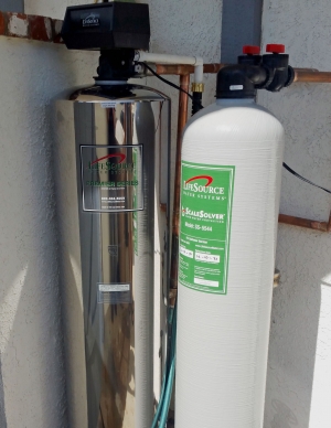 lifesource customer(s) with lifesource water tank