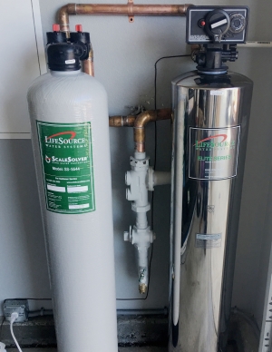 lifesource customer(s) with lifesource water tank