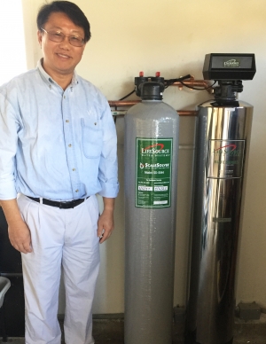 lifesource customer(s) with lifesource water tank