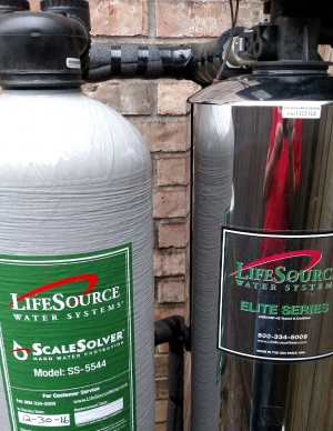 lifesource customer(s) with lifesource water tank