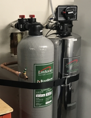 lifesource customer(s) with lifesource water tank