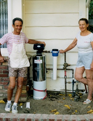 lifesource customer(s) with lifesource water tank