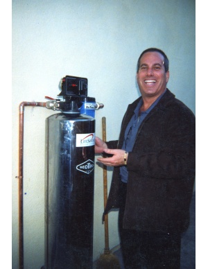 lifesource customer(s) with lifesource water tank