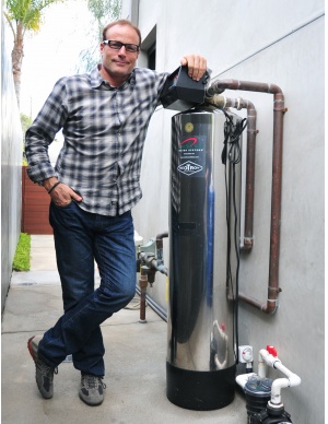 lifesource customer(s) with lifesource water tank